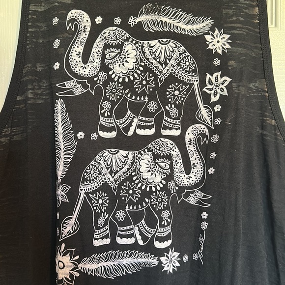 Elephant tank top - Picture 3 of 3